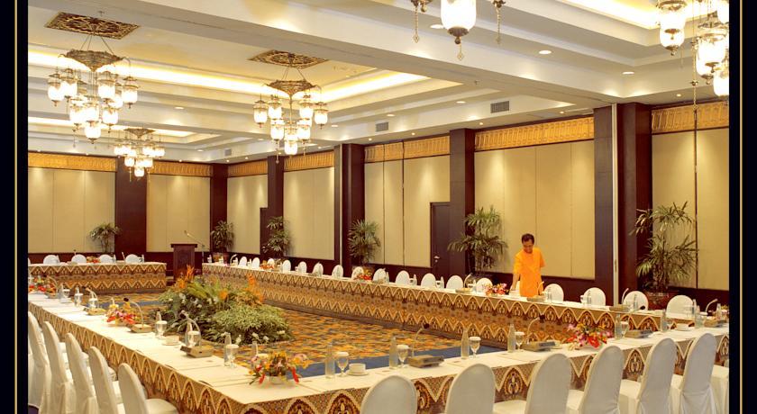 The Phoenix Hotel Yogyakarta - Handwritten Collection Exterior photo The Royal Ballroom