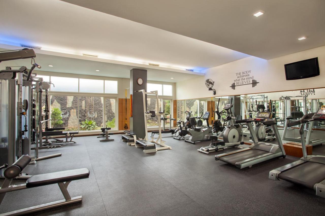 The Phoenix Hotel Yogyakarta - Handwritten Collection Exterior photo The gym at the hotel